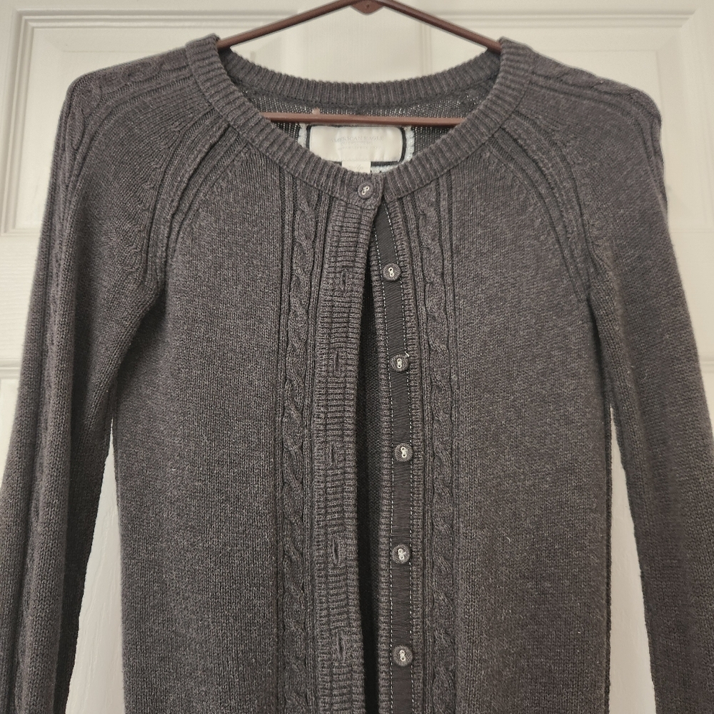 American Eagle Y2K Gray Cardigan Sweater Cable Academia Cottagecore Size XS - Picture 2 of 8